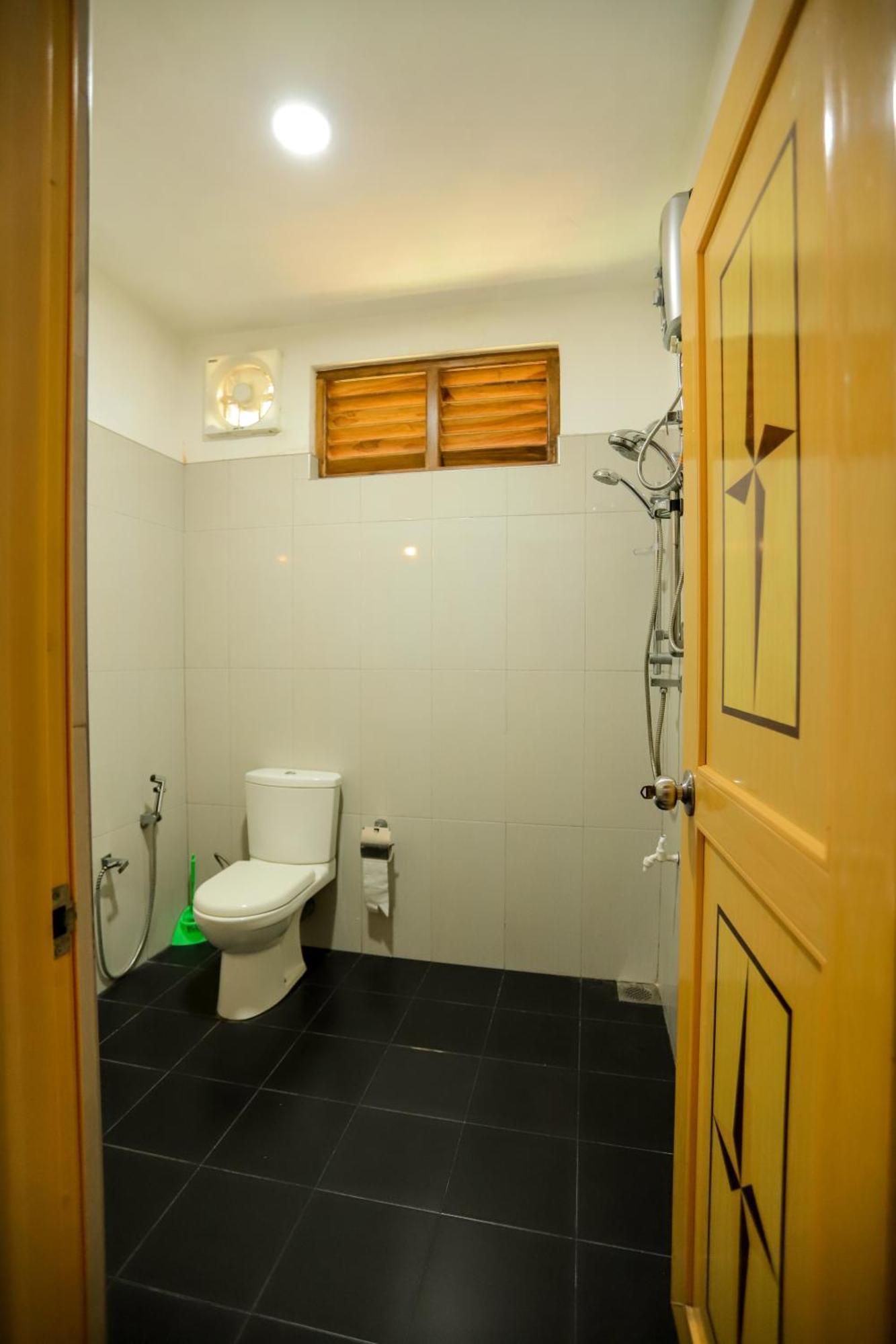 Serene Home Stay Удавалаве Екстериор снимка