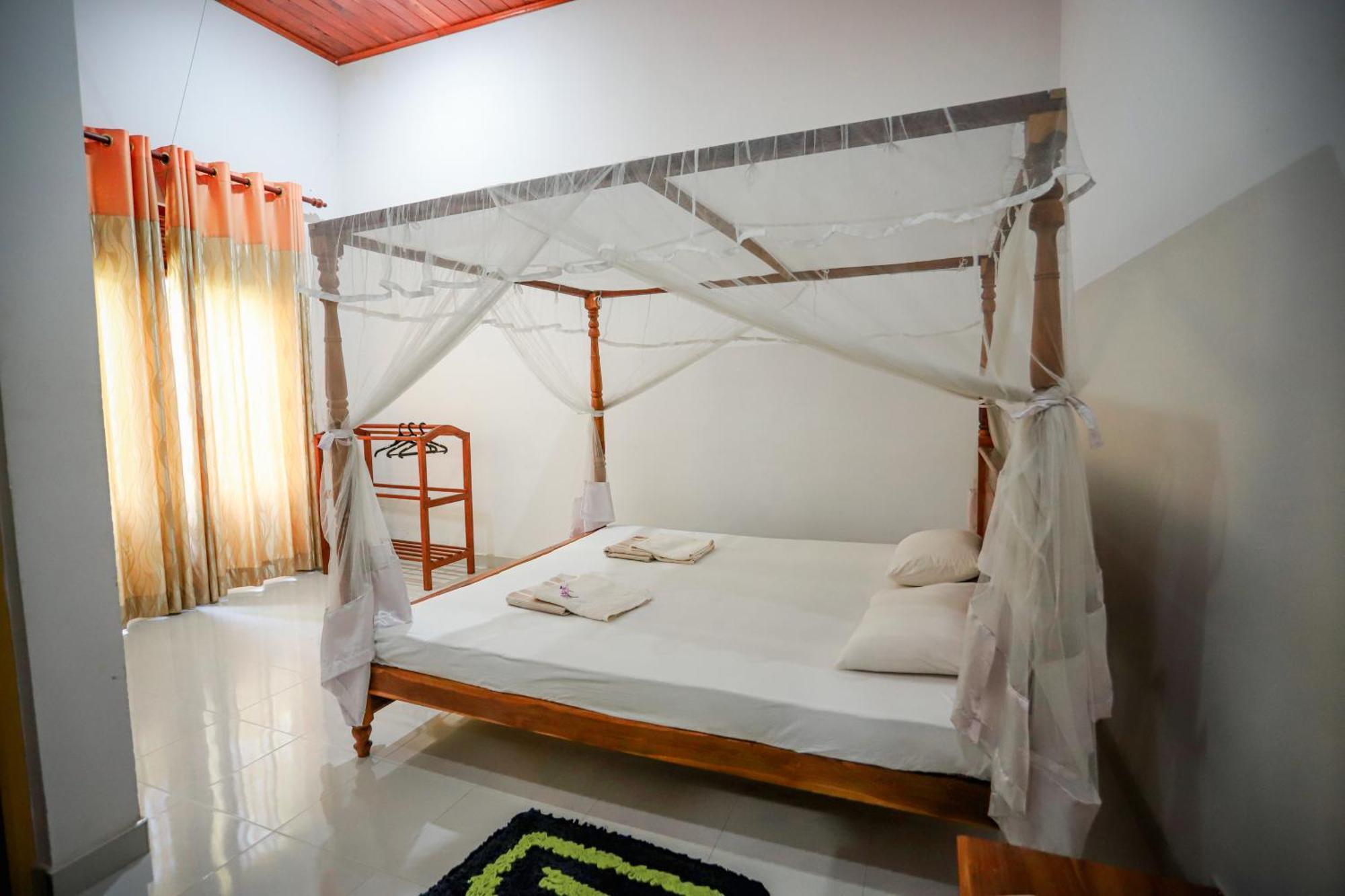 Serene Home Stay Удавалаве Екстериор снимка