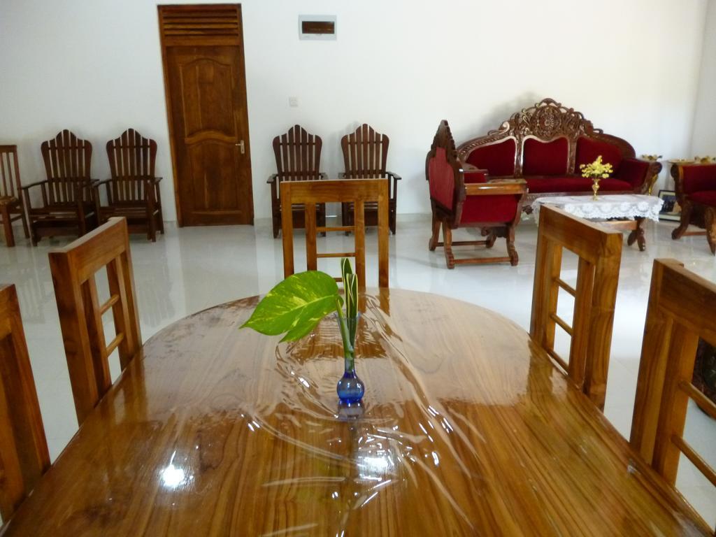 Serene Home Stay Удавалаве Екстериор снимка
