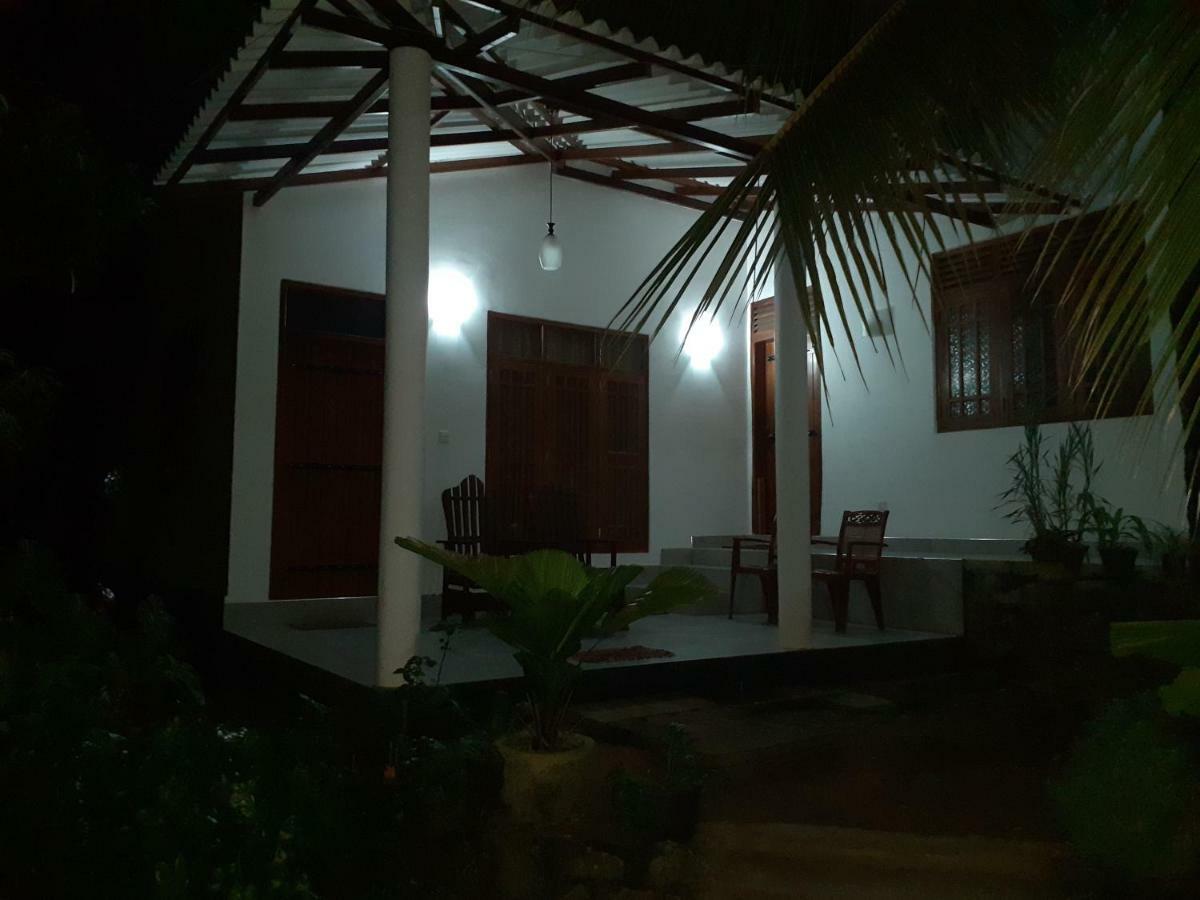 Serene Home Stay Удавалаве Екстериор снимка